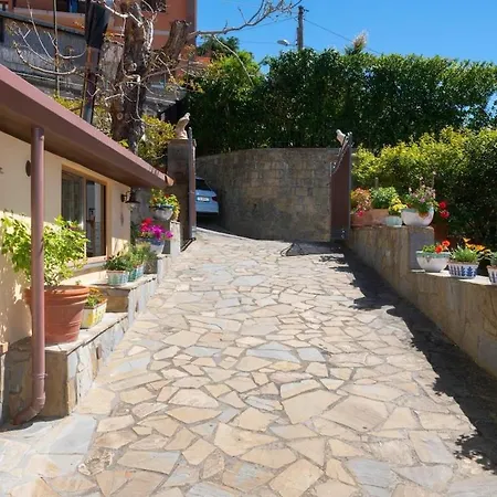 Holiday home Gloria *